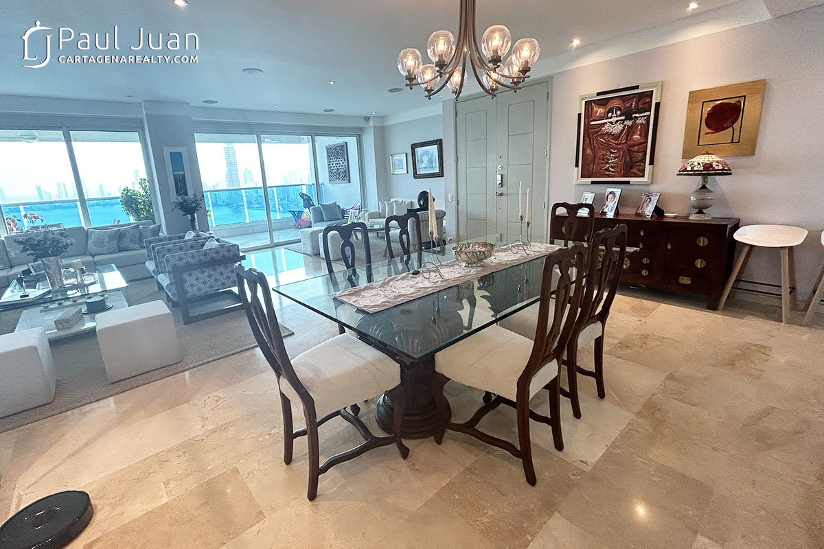 Exclusive apartment in Manga